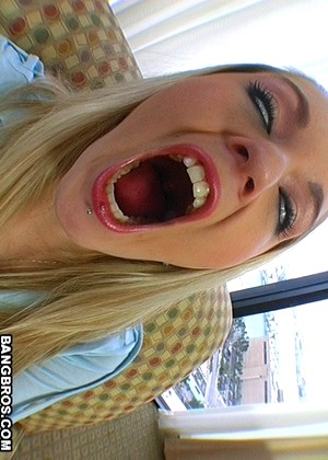 Bigmouthfuls Model