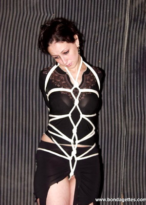 Bondagettes Model