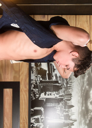 Helixstudios Model