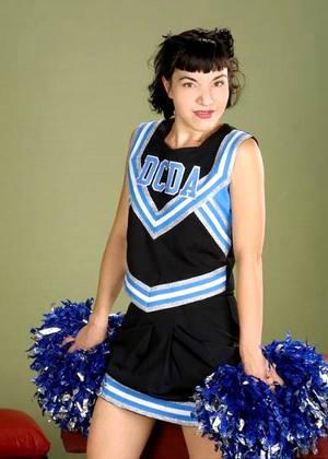 Lovelycheerleaders Model