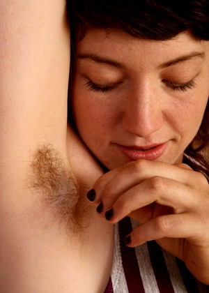 Unshaven Armpits 