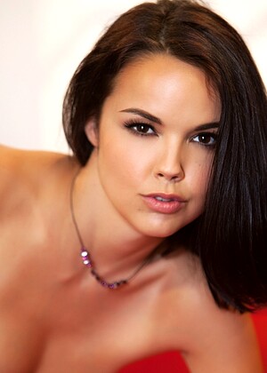 Dillion Harper