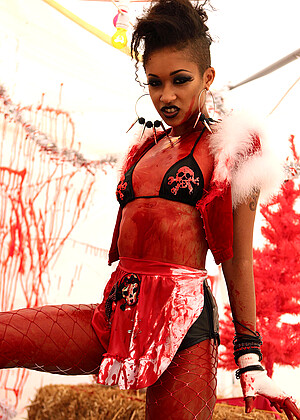 Skin Diamond