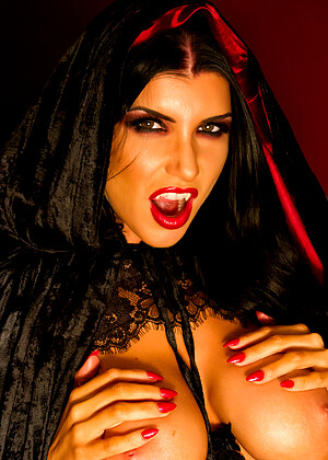 Romi Rain