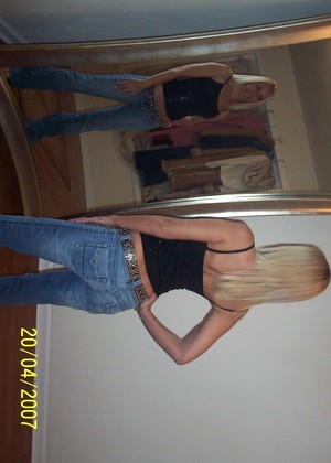 Hot Girls In Jeans 