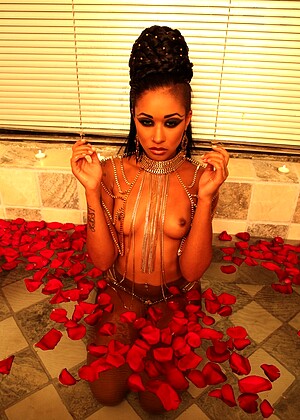 Skin Diamond