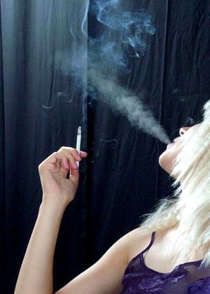 Smokingdivas Model