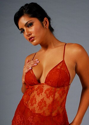 Sunny Leone