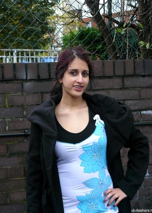 Zarina Masood