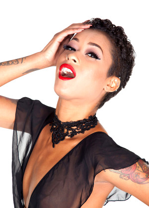 Skin Diamond