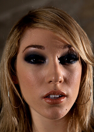 Lily Labeau