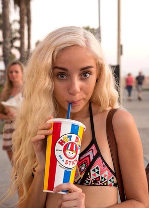 Naomi Woods